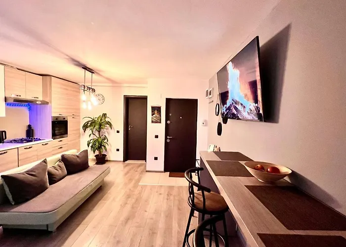 Coresi Bright Apartment